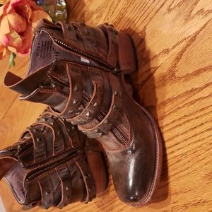 FREEBIRD by STEVEN TRUTH BOOTIES🎄 size 9 Gorgeous!!!